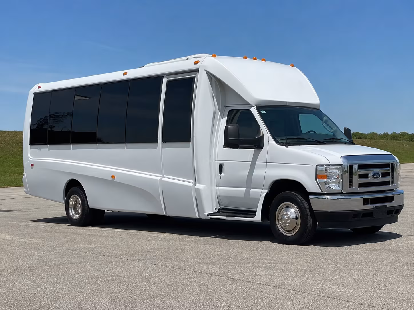 Deltona Winery Tour & Pub Crawl Transportation