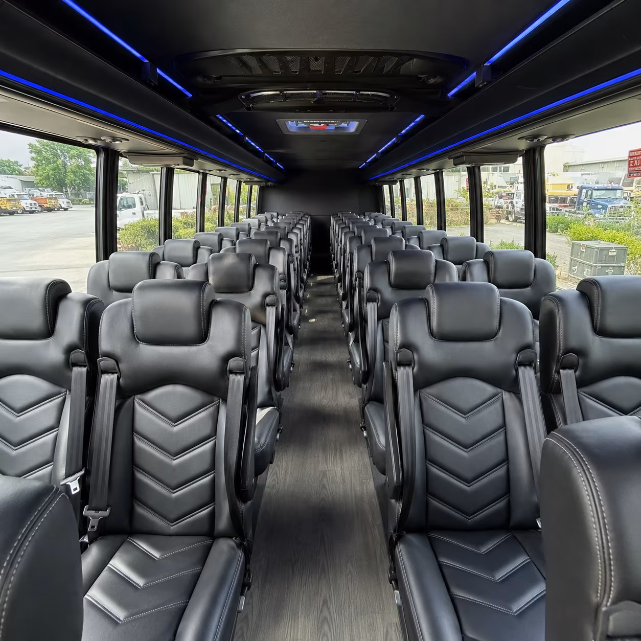 Orlando Airport Shuttle & Transportation party bus exterior