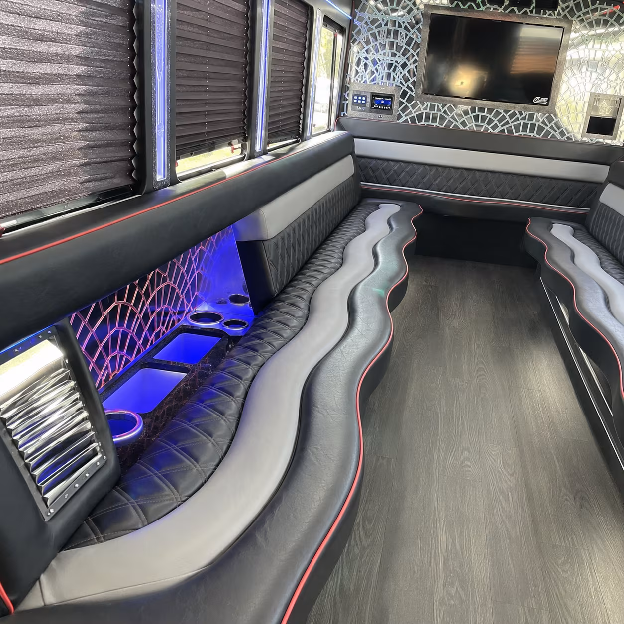 Orlando Birthday, Sweet 16, & Quinceañera Party Bus Rentals