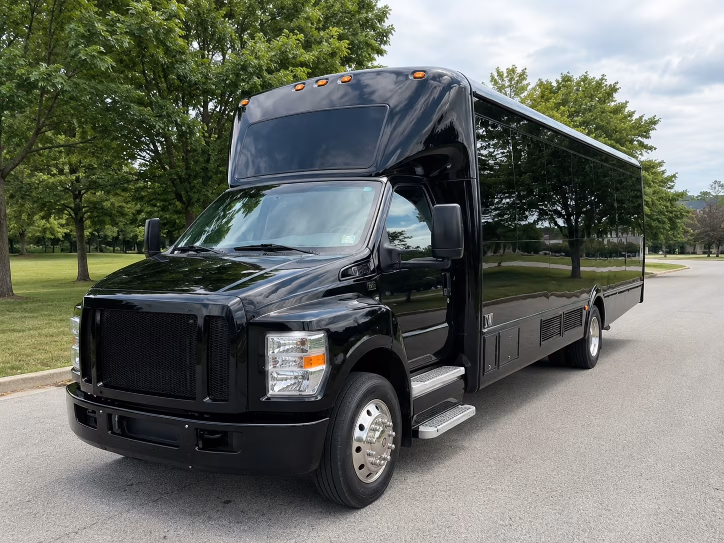 Orlando Birthday, Sweet 16, & Quinceañera Transportation onboard seating