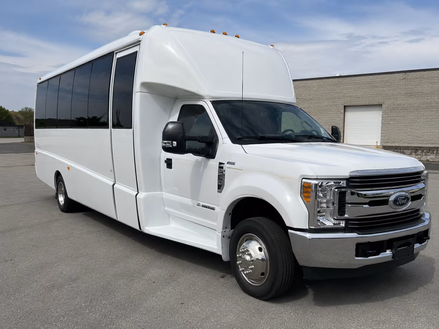 Orlando School Event Transportation party bus exterior